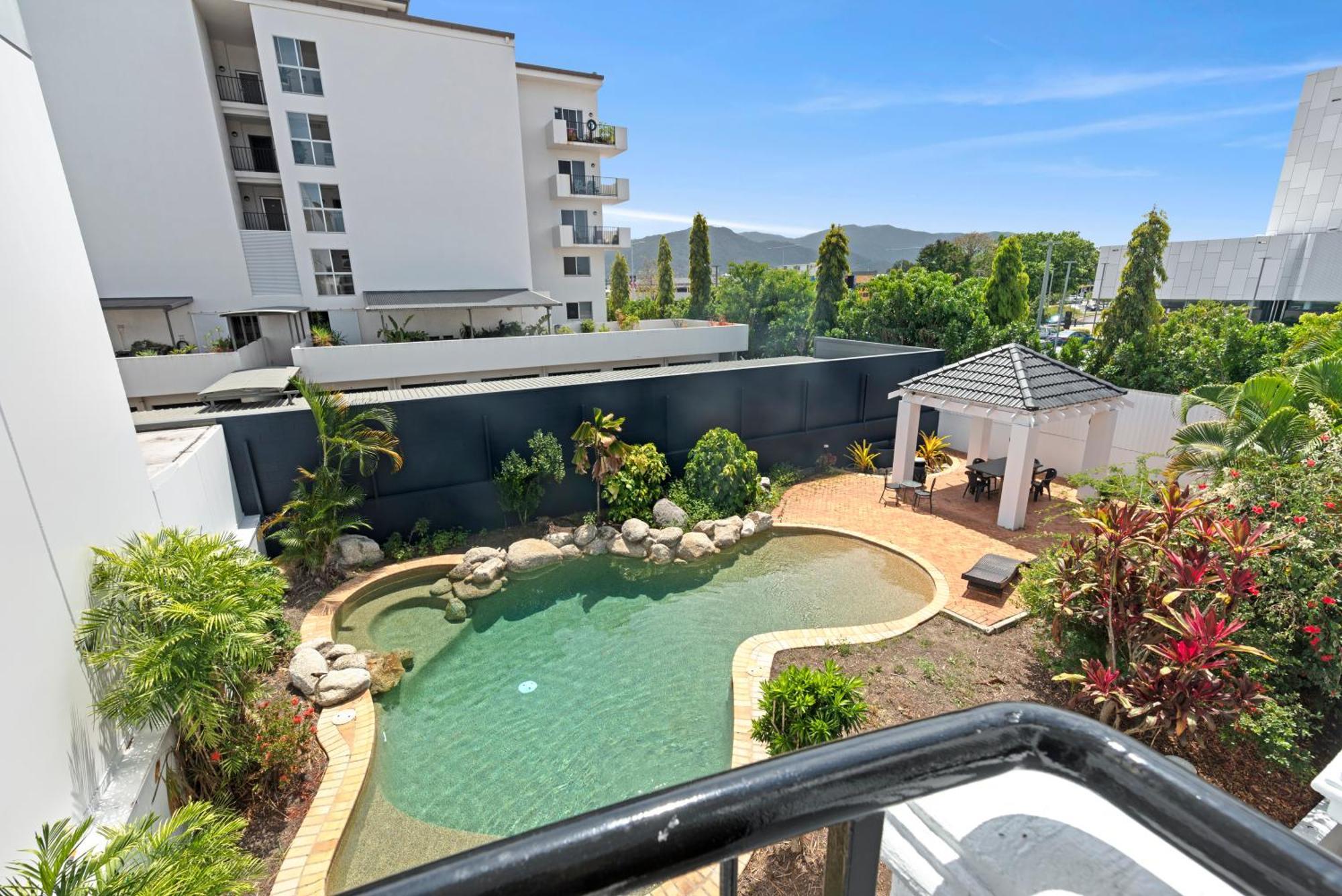 Villa Vaucluse Apartments Cairns Eksteriør bilde